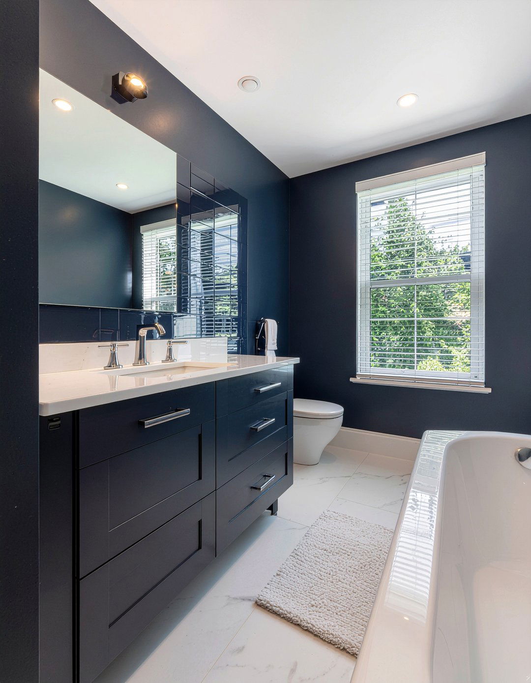 Navy Blue Bathroom - 30 large format tile bathroom ideas