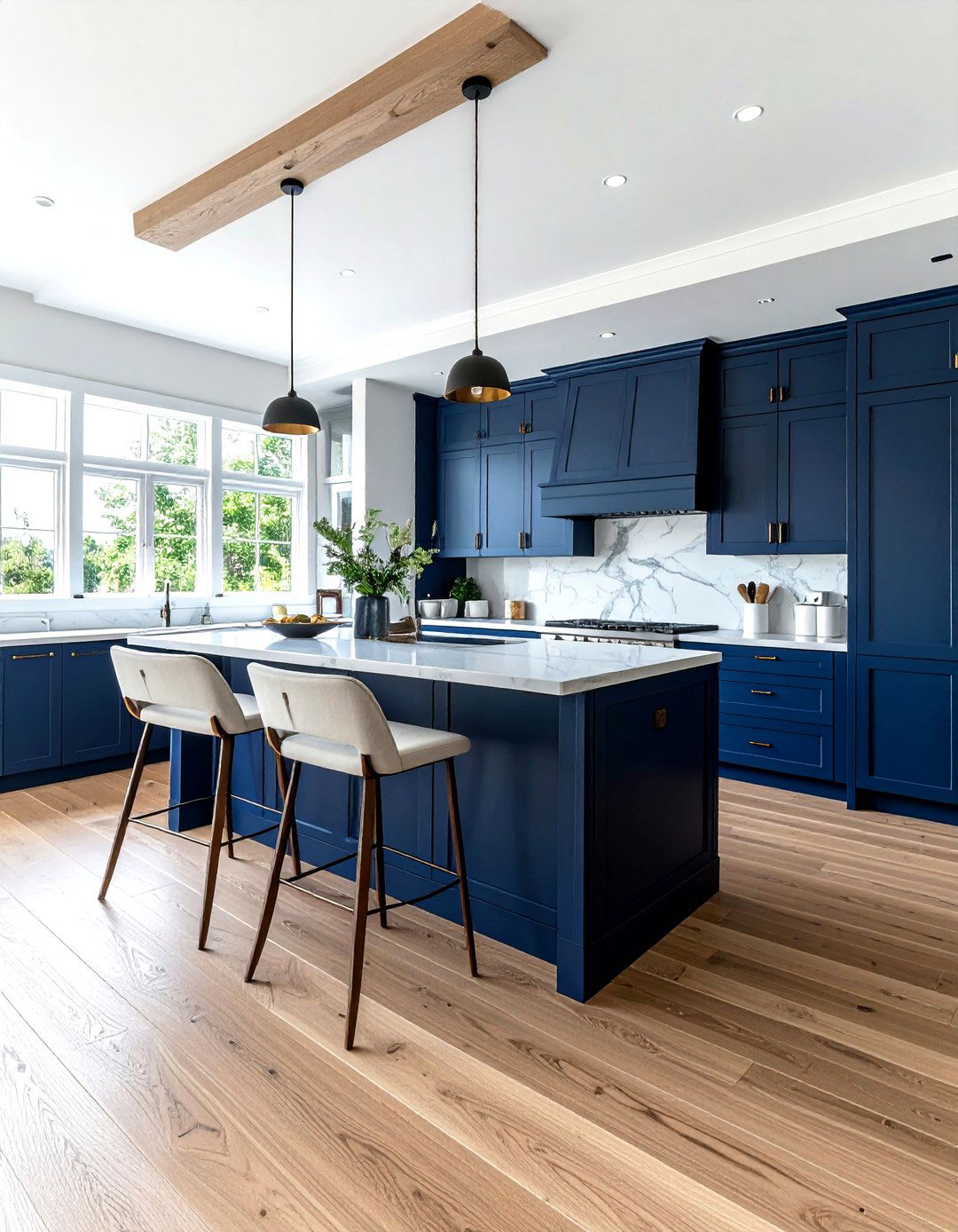 Navy Blue Island - 30 top kitchen ideas