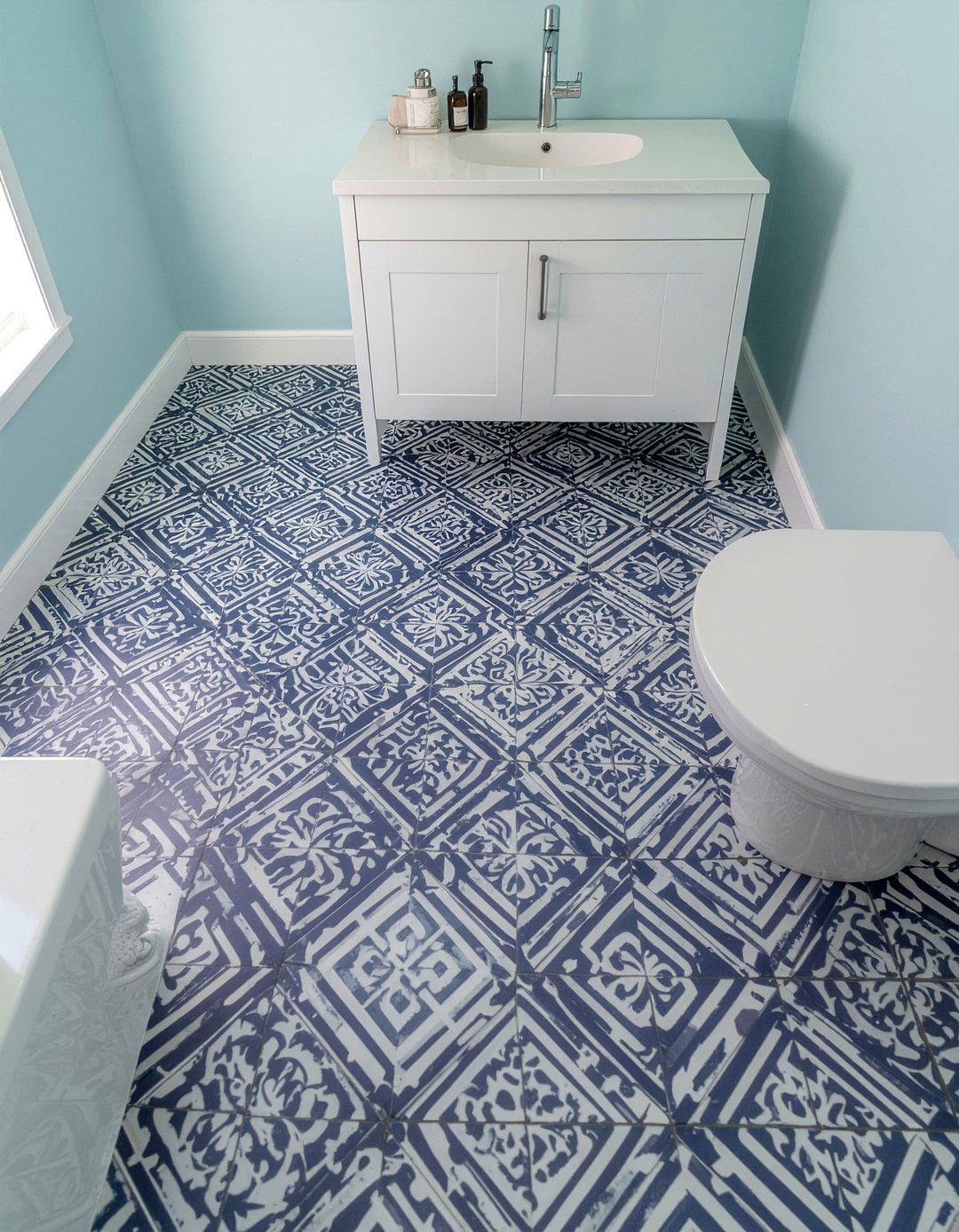 Navy Blue Patterned Floor Tile - 30 navy blue bathroom ideas