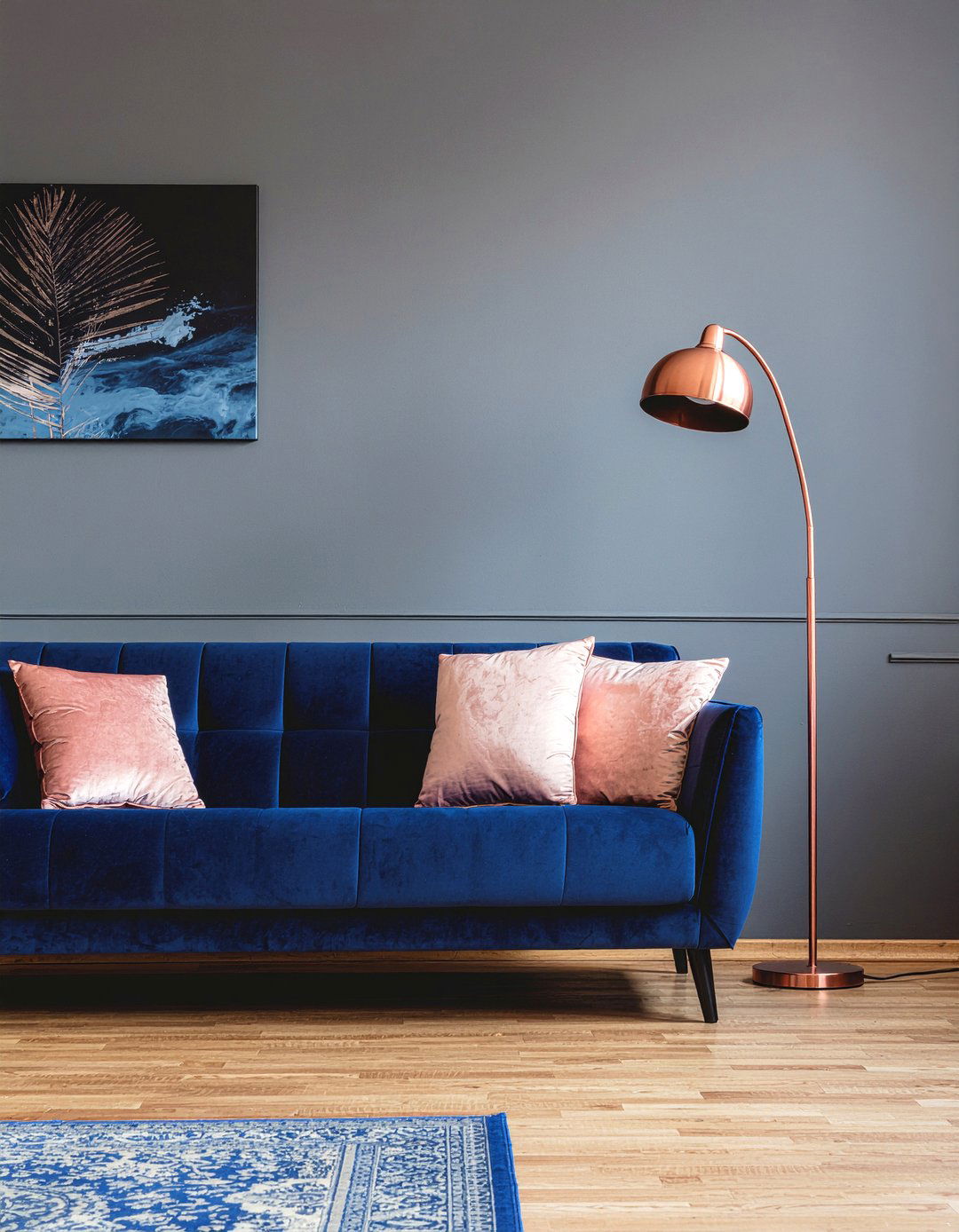 Navy blue and copper decor - 30 copper accent living room ideas