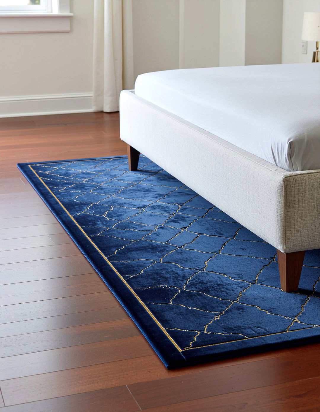 Navy blue area rug - 30 navy and gold bedroom ideas
