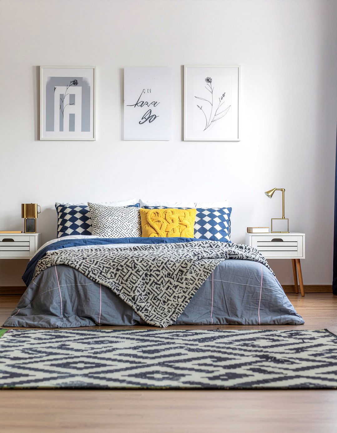 Navy blue bedroom - 30 tween bedroom ideas