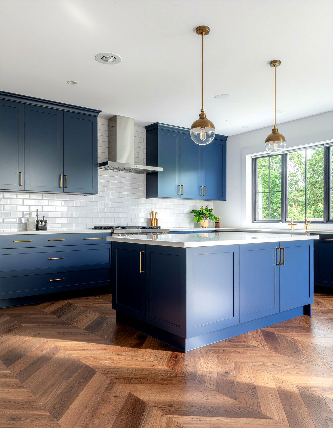 Navy blue cabinet chevron floor kitchen - 30 chevron floor kitchen ideas