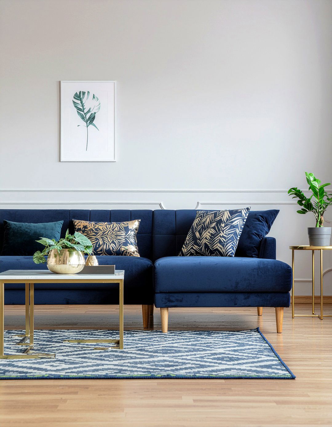 30 Navy and Gold Living Room Ideas for a Luxurious Feel