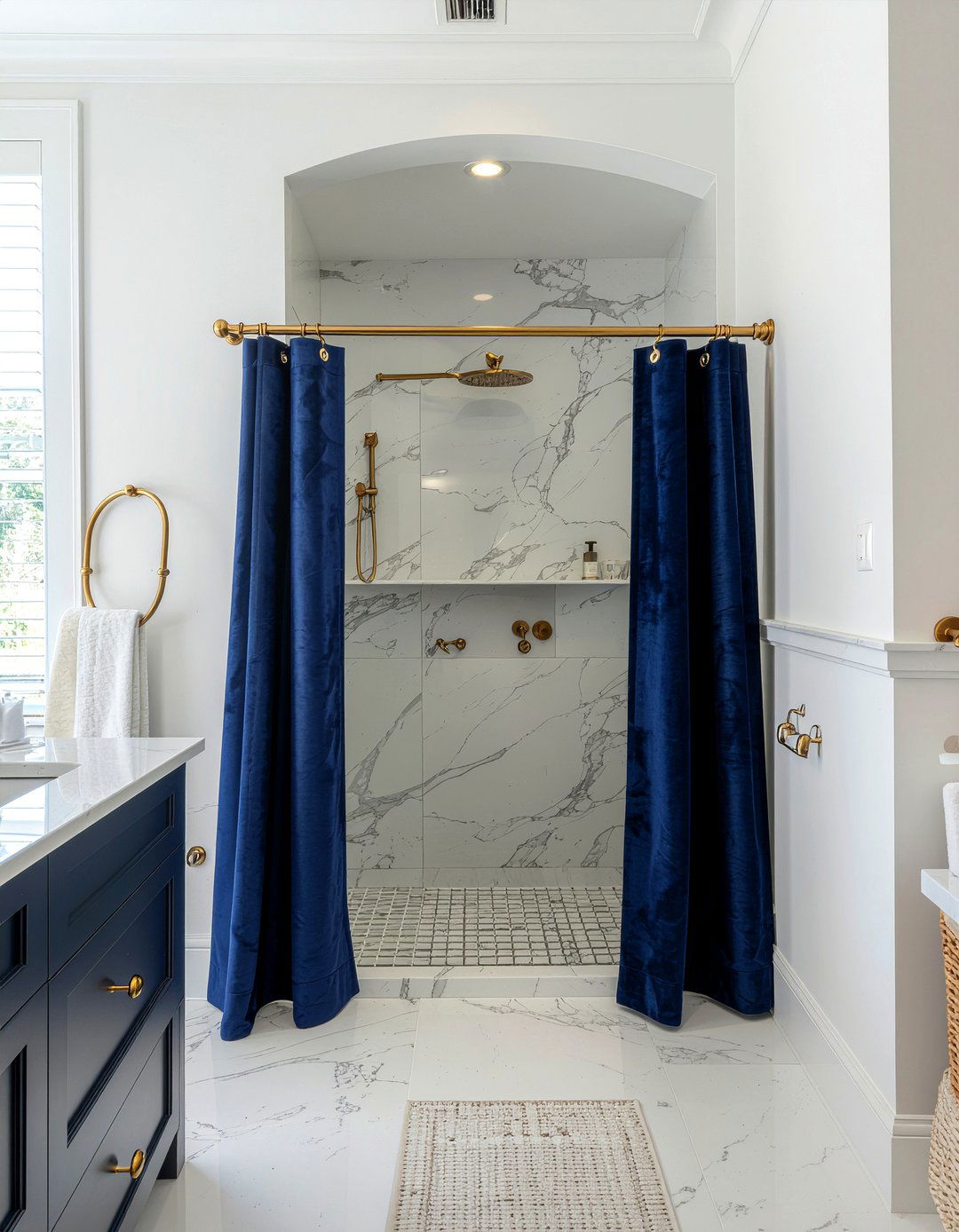Navy blue shower curtain - 30 bathroom curtain ideas