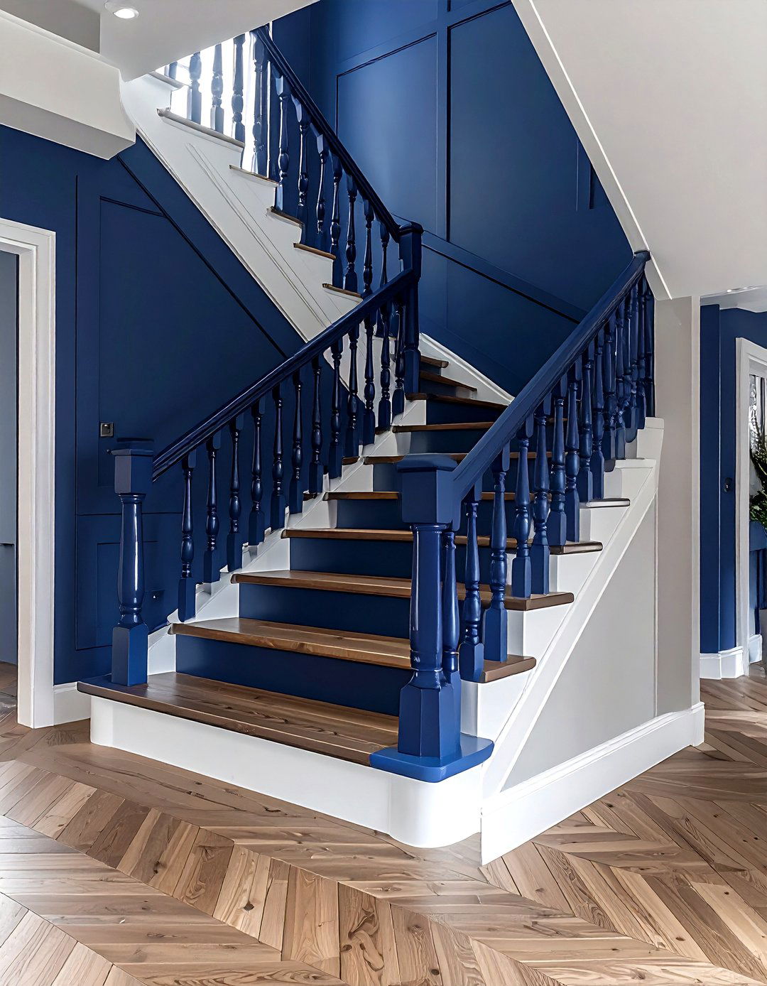 Navy blue staircase - 30 navy decor ideas