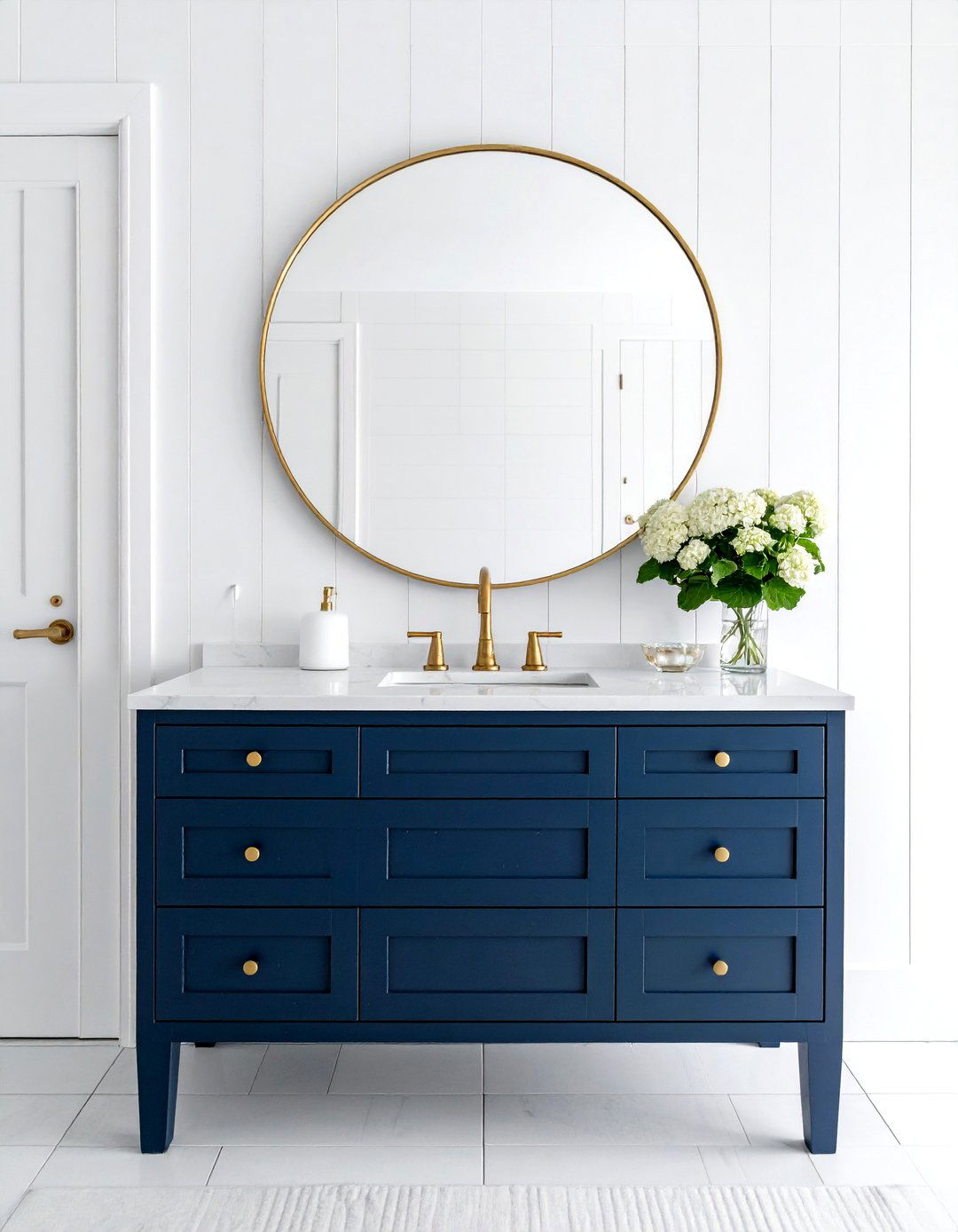 Navy blue vanity - 30 coastal bathroom ideas