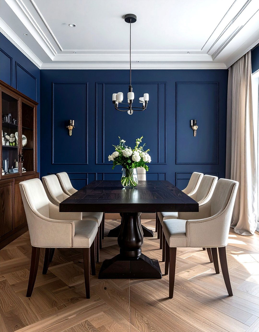 Navy blue walls - 30 navy dining room decor ideas
