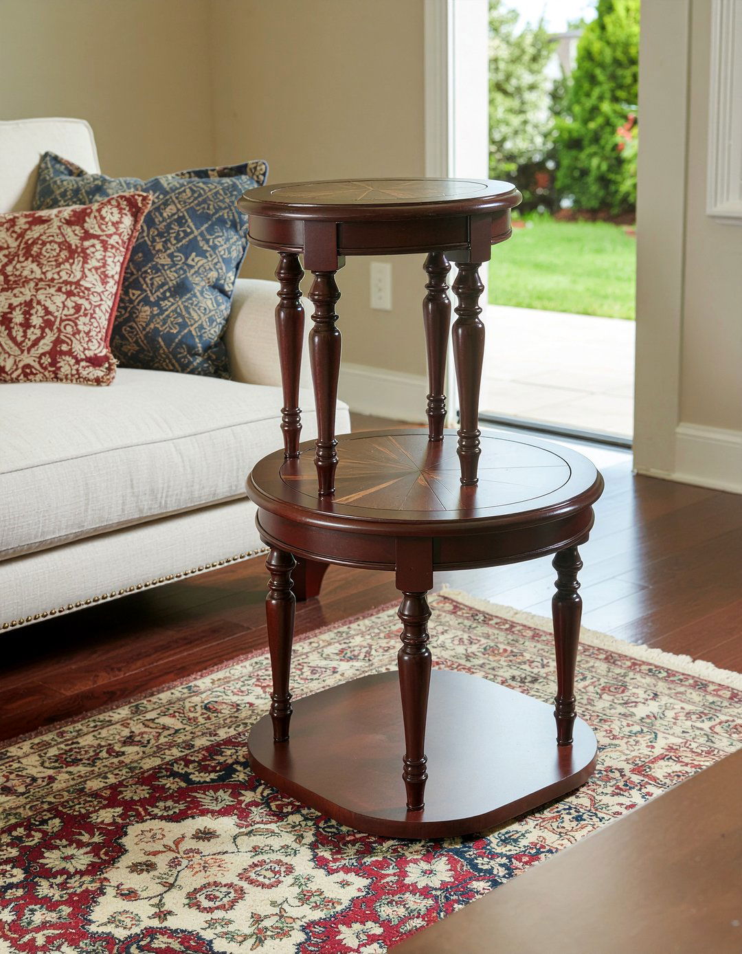 Nesting Tables - 30 living room traditional furniture ideas