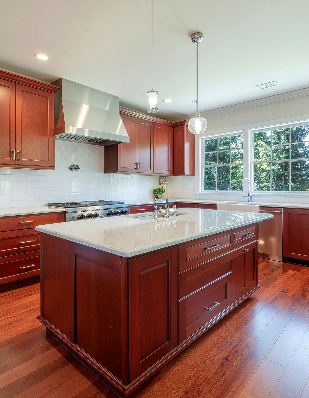 Nickel And Mahogany Finishes - 30 kitchen finish mixing ideas