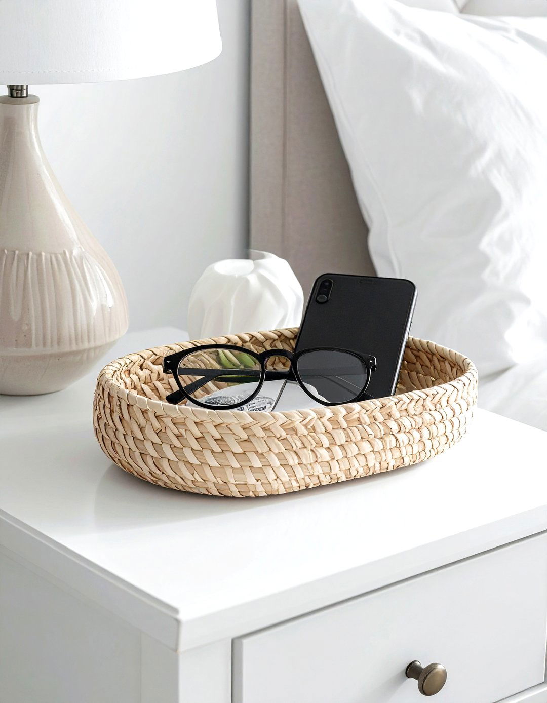 Nightstand Catchall Basket - 30 decorative basket ideas