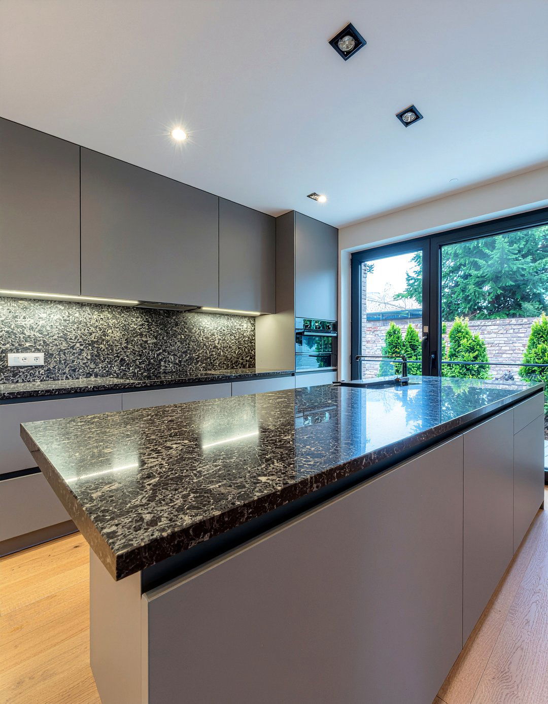 Non Porous Surfaces - 30 easy-clean kitchen ideas