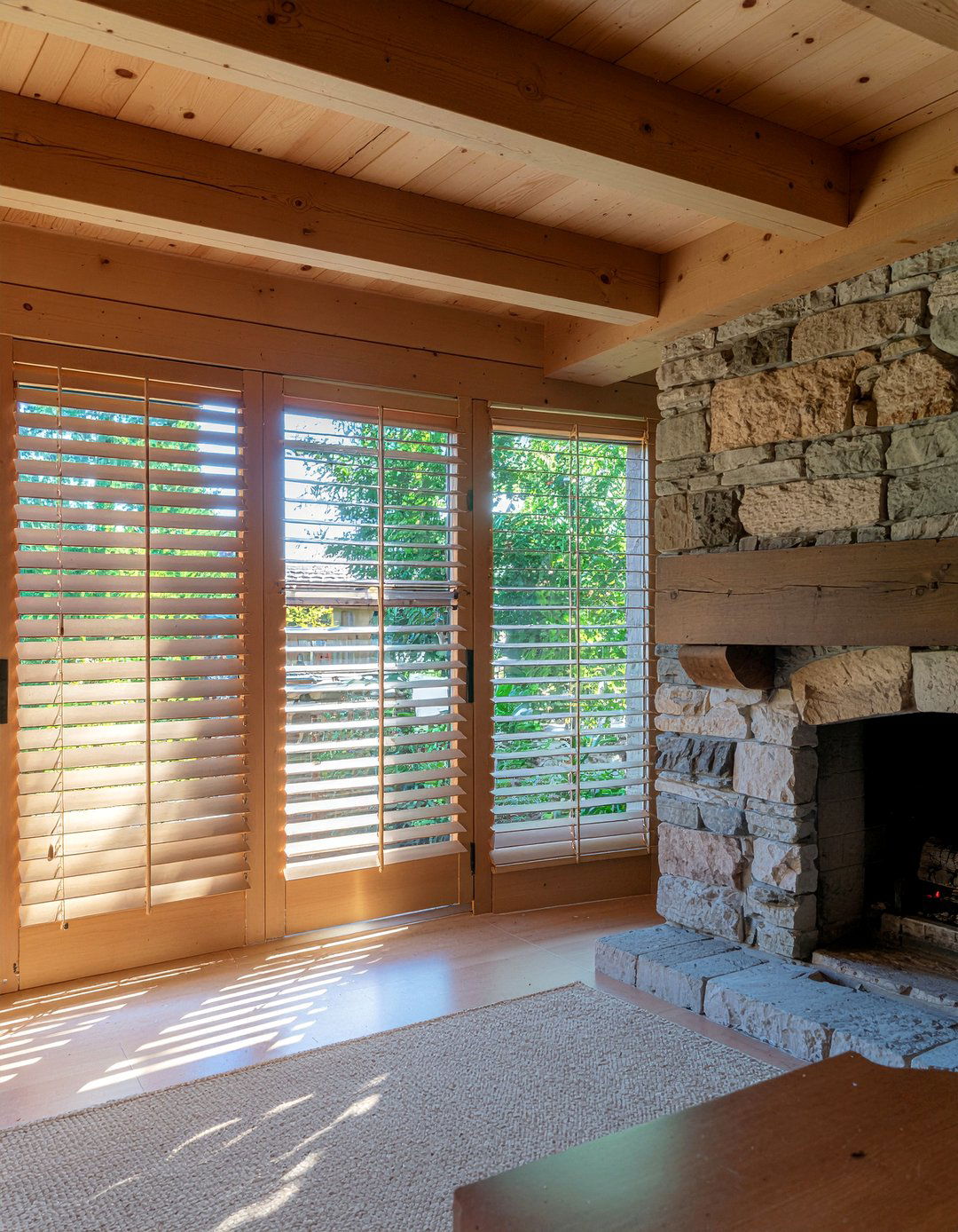 Oak Wood Venetian Blinds - 30 living room venetian blinds