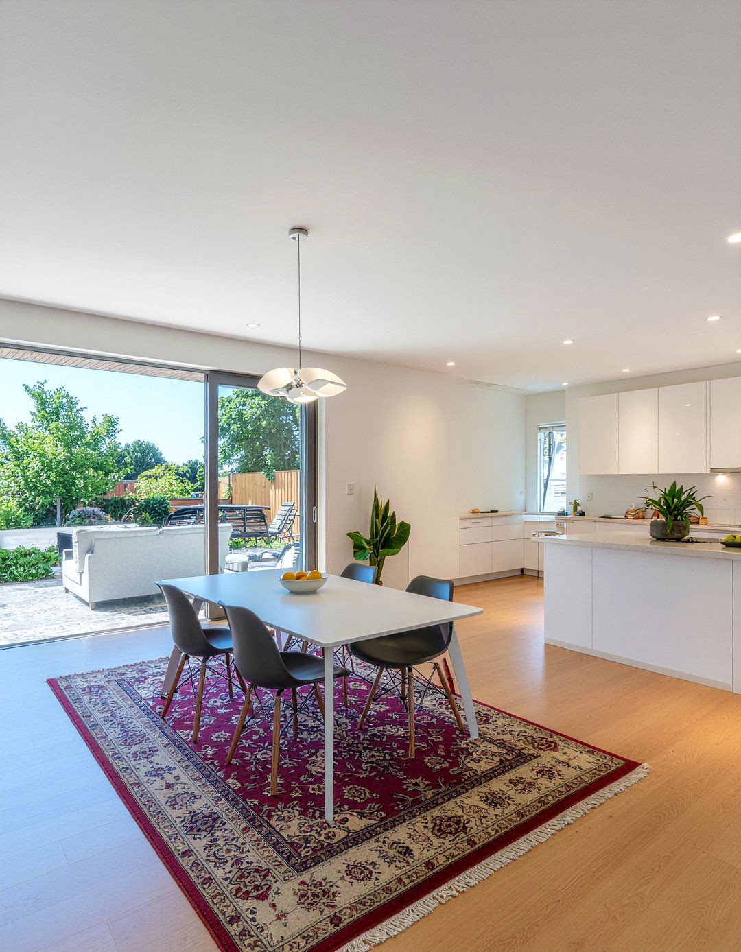 Open Concept Dining Room - 30 Georgetown dining room ideas