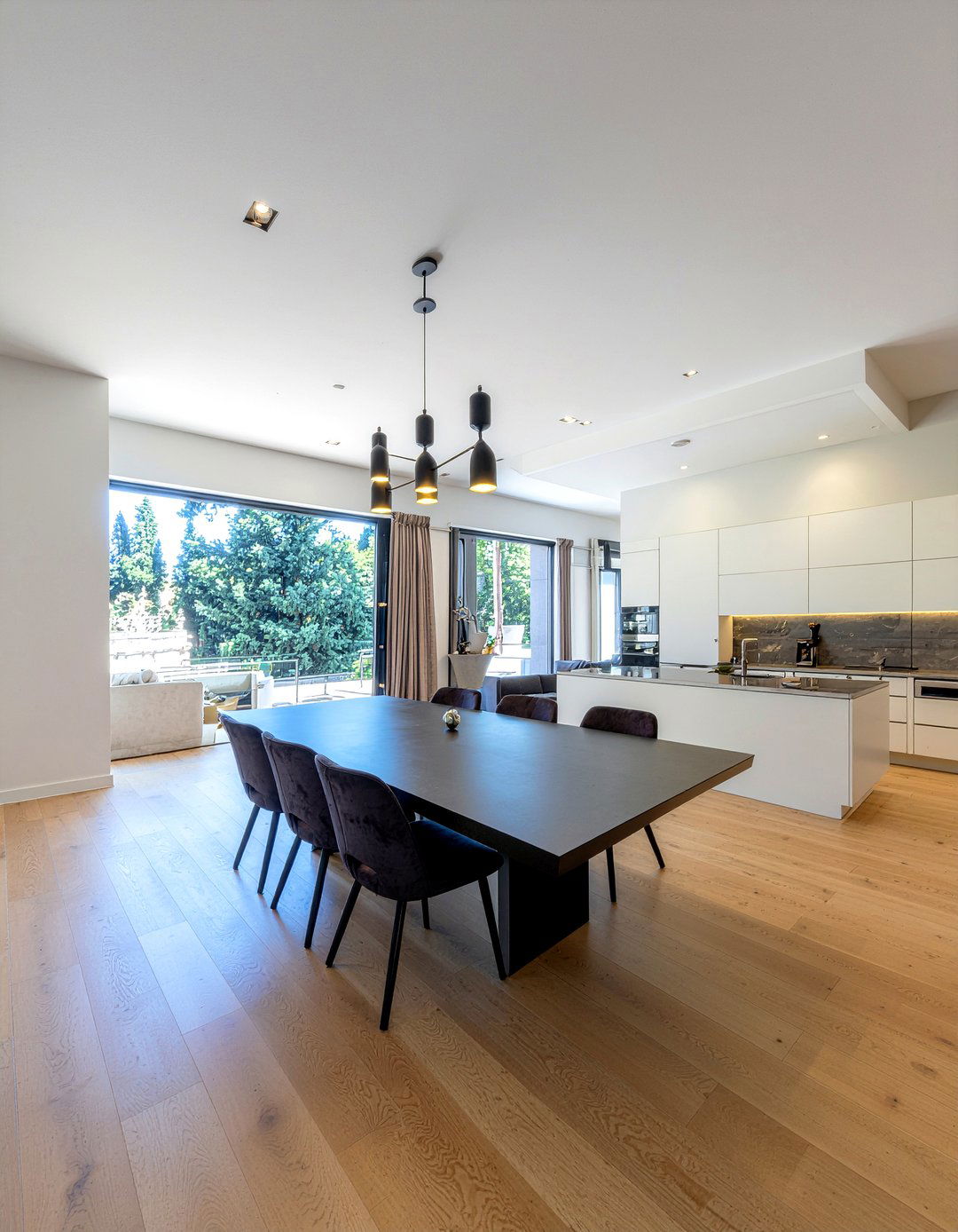 Open Concept Italian Dining - 30 Italian dining room ideas