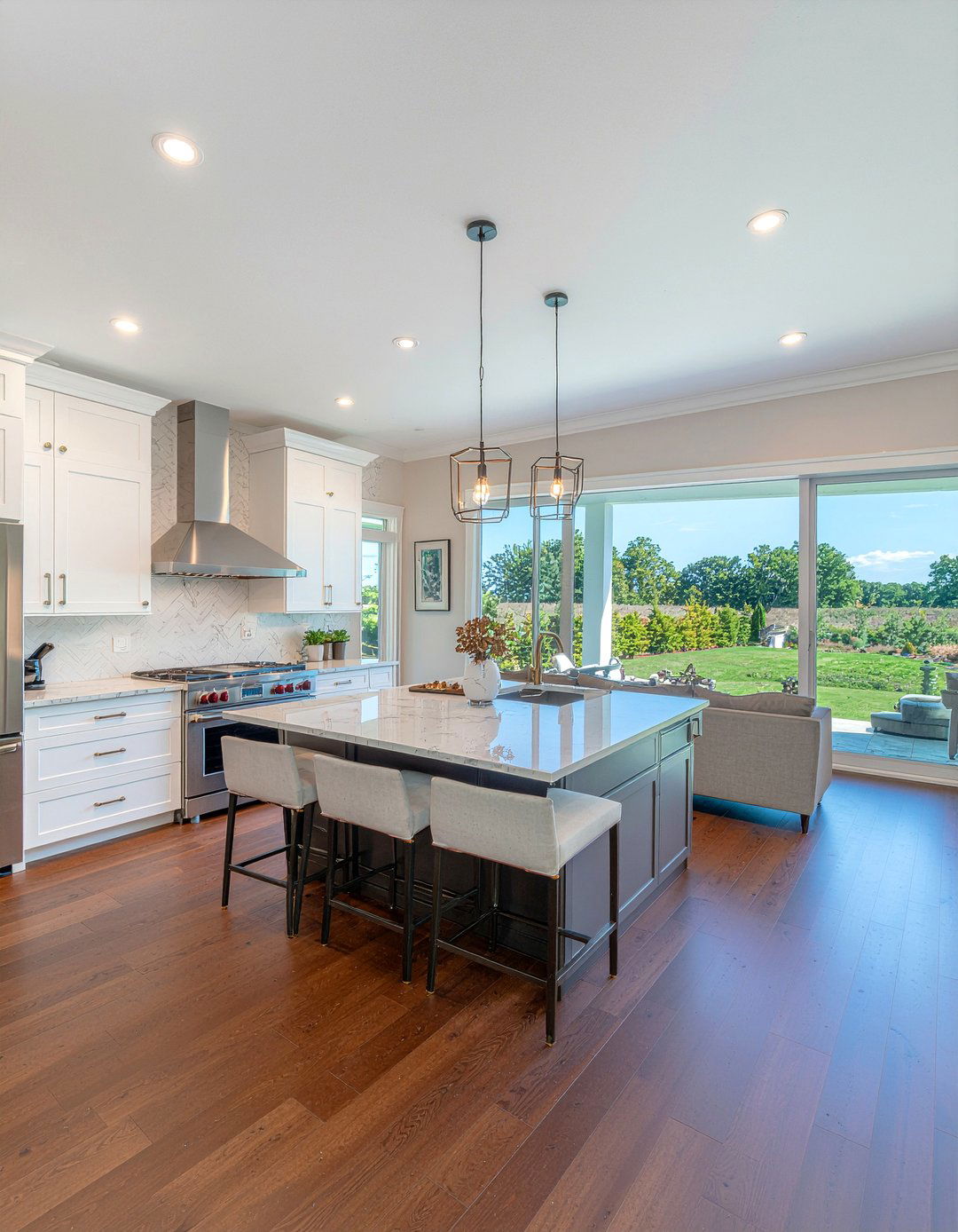 Open Concept Kitchen - 30 model home kitchen ideas