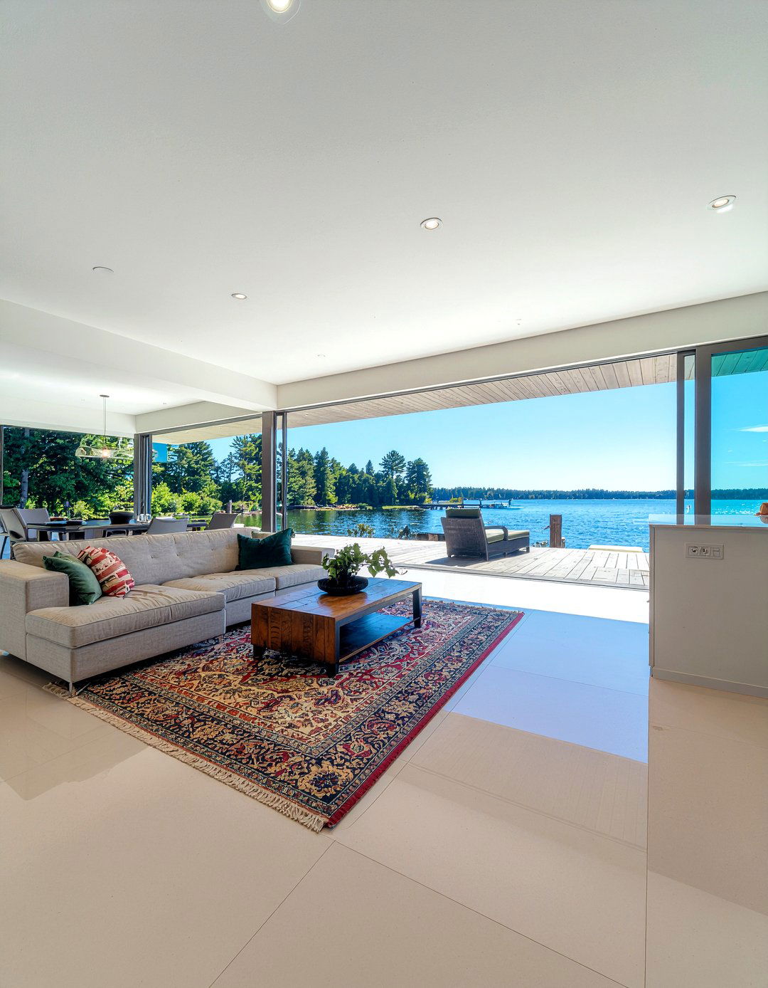 Open Concept Living Room - 30 lake house living room ideas