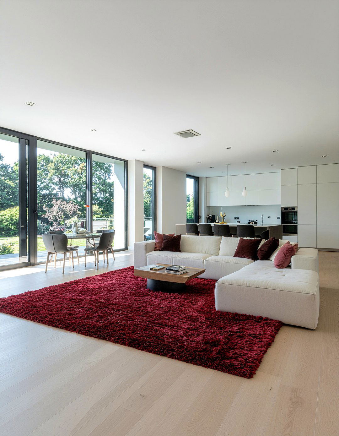 Open Concept Luxury Living Room - 30 luxe living room ideas