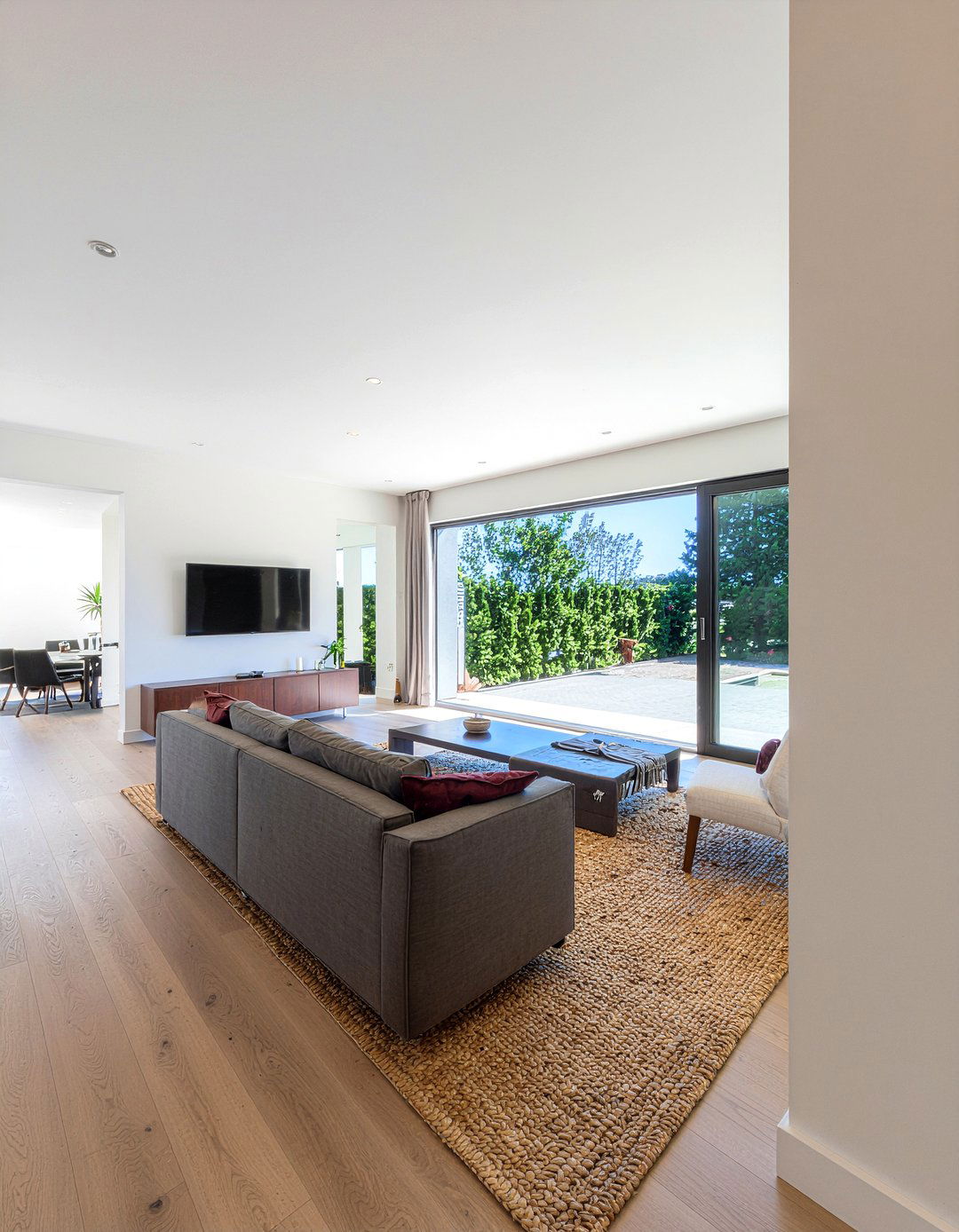 Open Concept Media Divider - 30 living room entertainment wall ideas