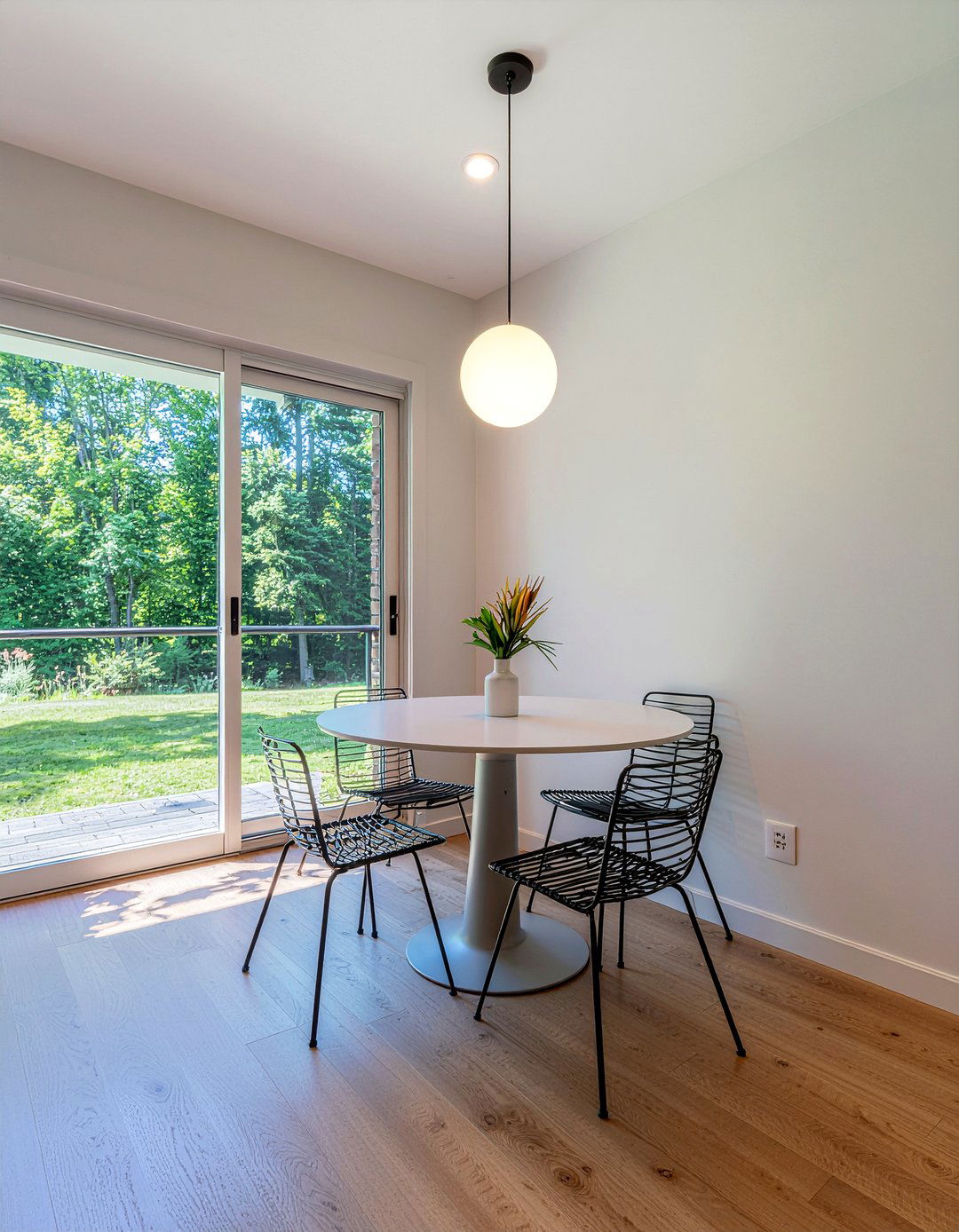 Open Concept Nook - 30 breakfast nook kitchen ideas