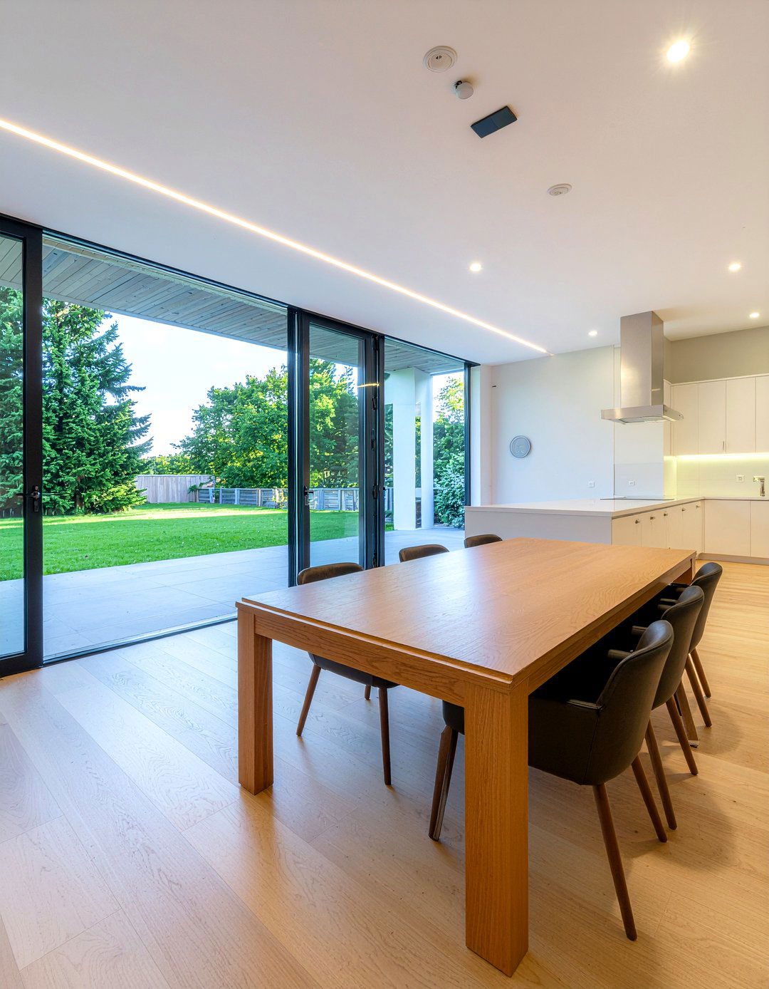 Open Plan Living And Dining - 30 New Zealand dining room ideas