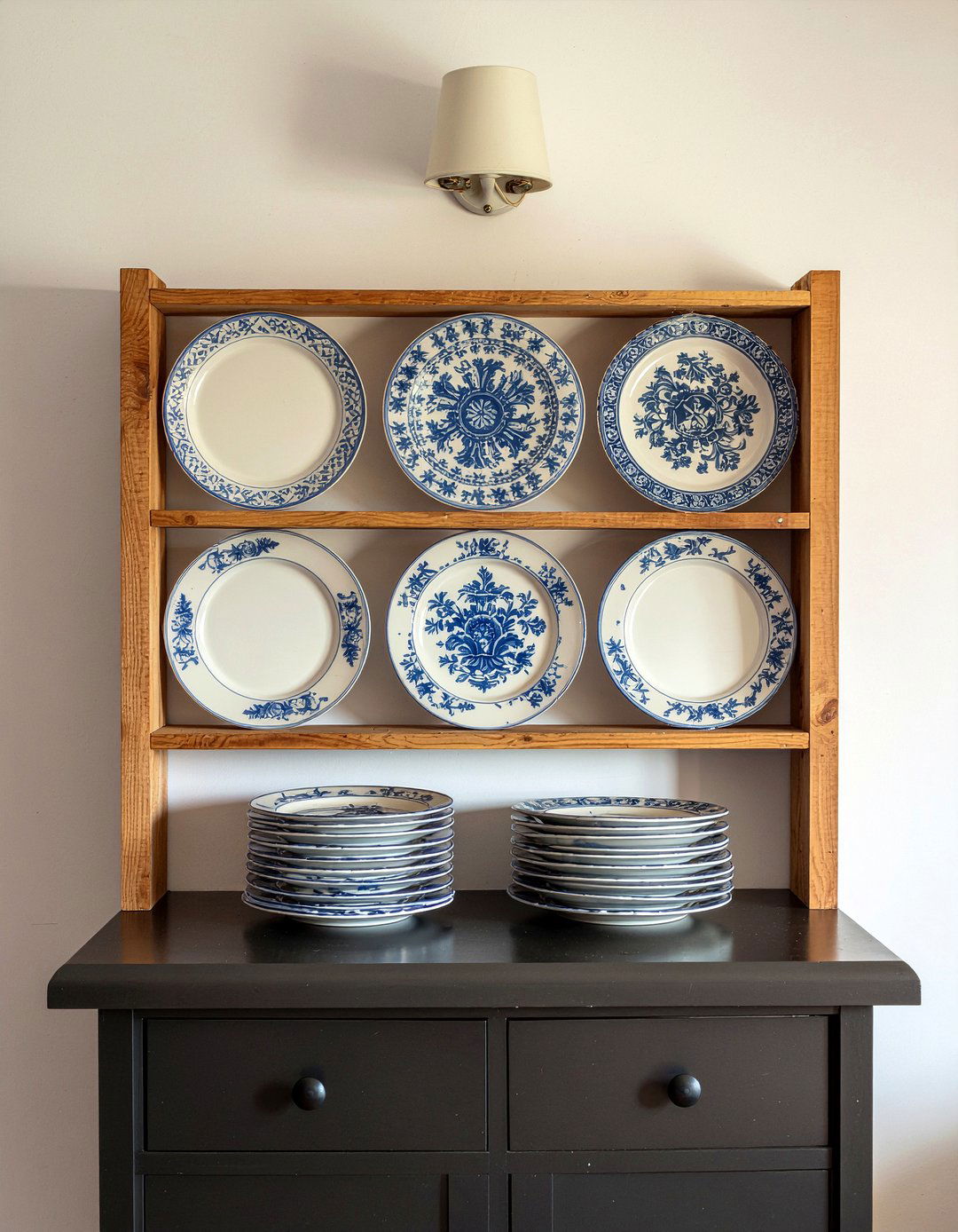 Open Plate Rack - 30 French country dining room ideas