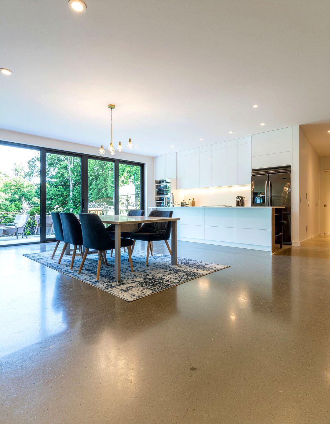 Open concept living room concrete floor - 30 polished concrete living room ideas