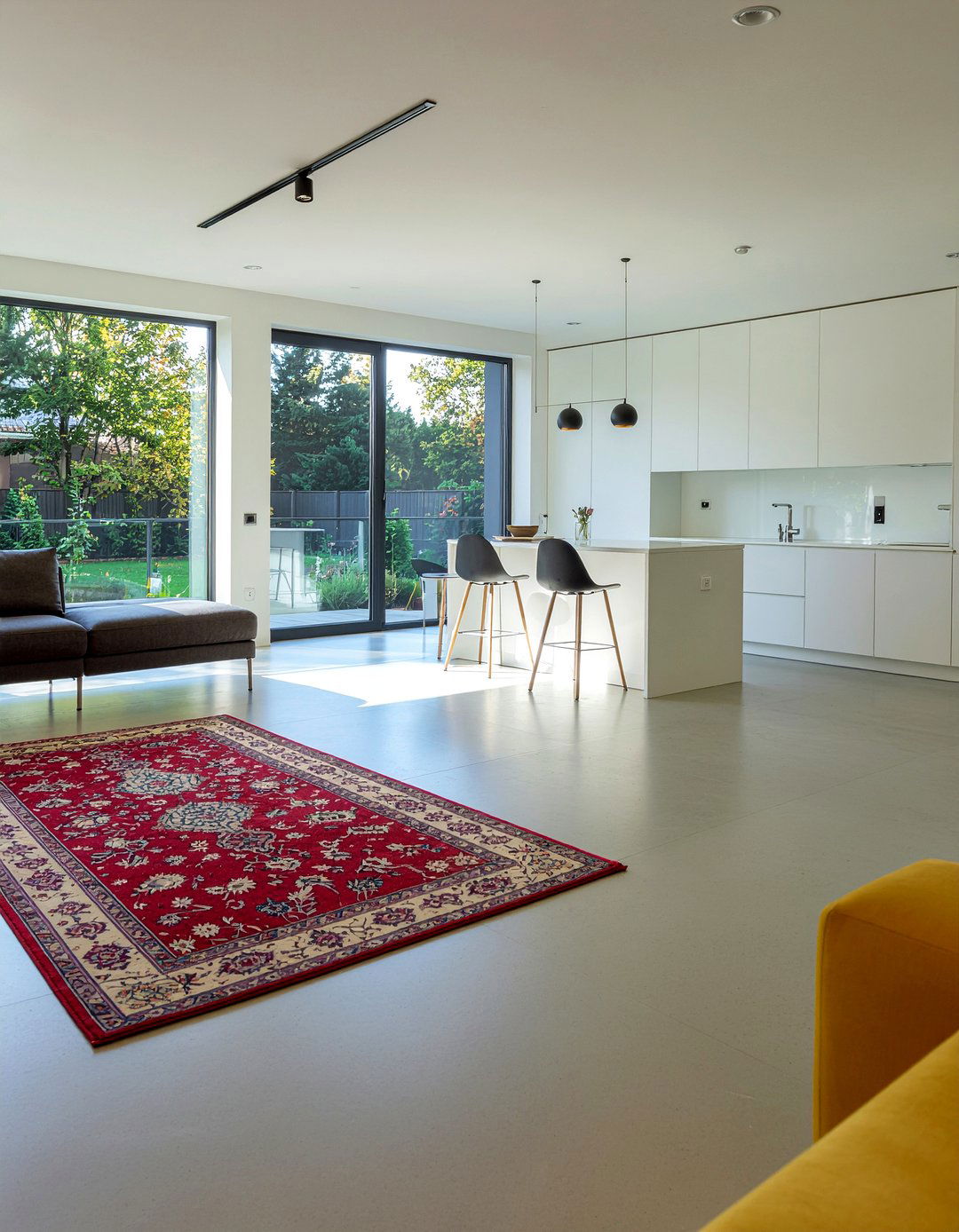 Open floor plan - 30 small living room ideas