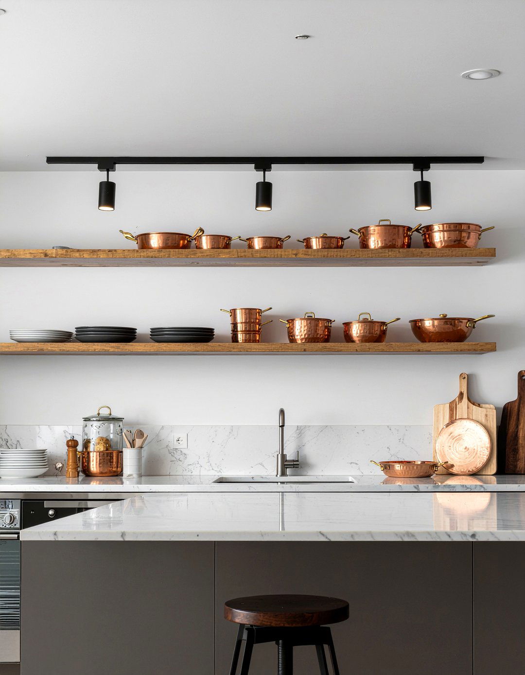 Open shelving track lighting - 30 accent lighting kitchen ideas