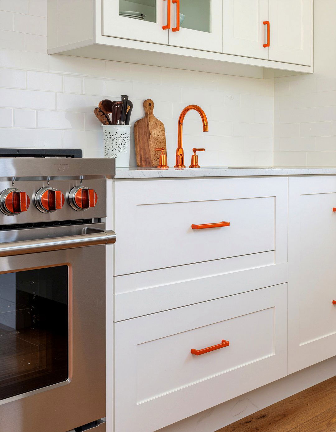 Orange hardware and fixtures - 30 orange kitchen ideas