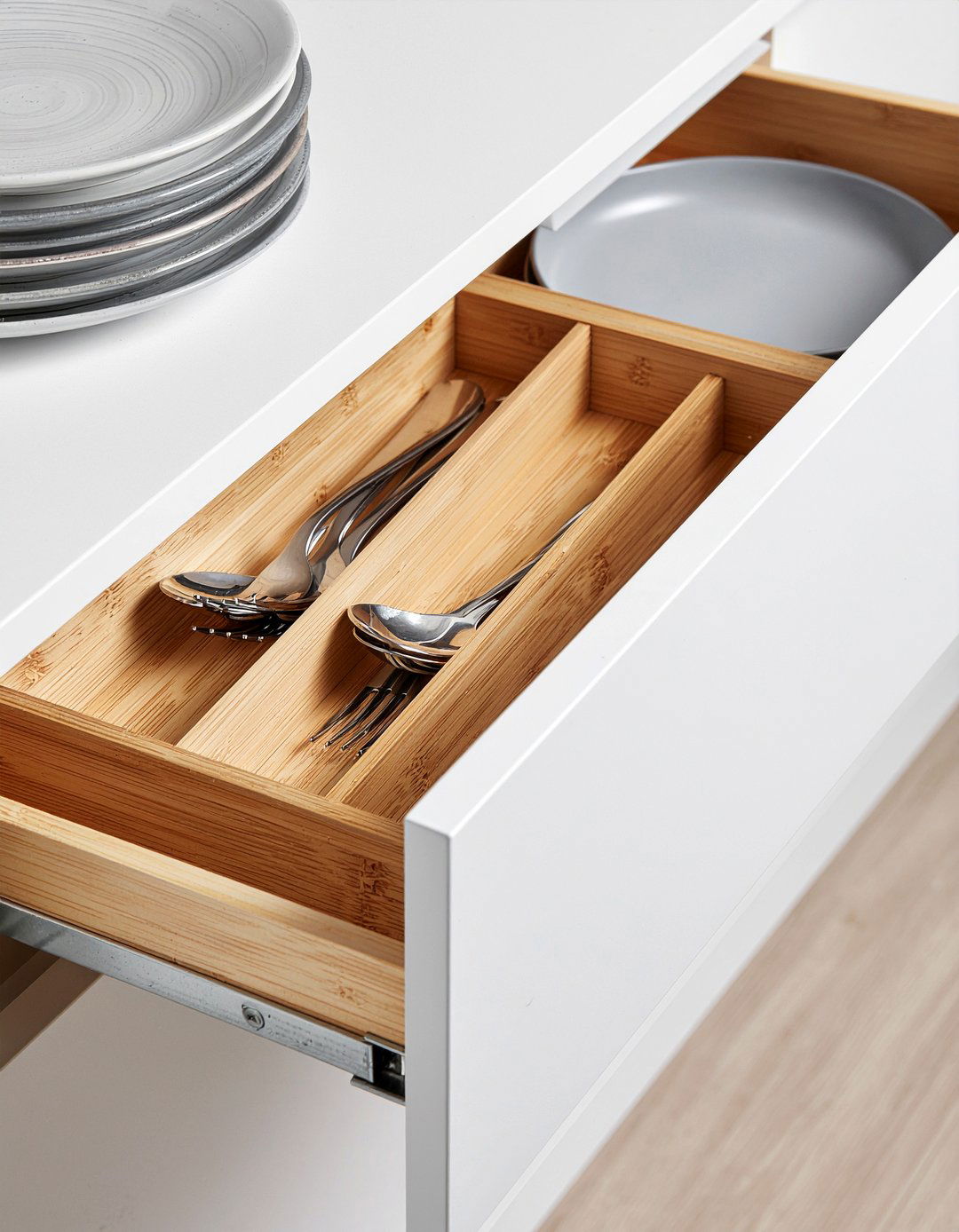 Organize Kitchen Drawers - 30 quick kitchen update ideas