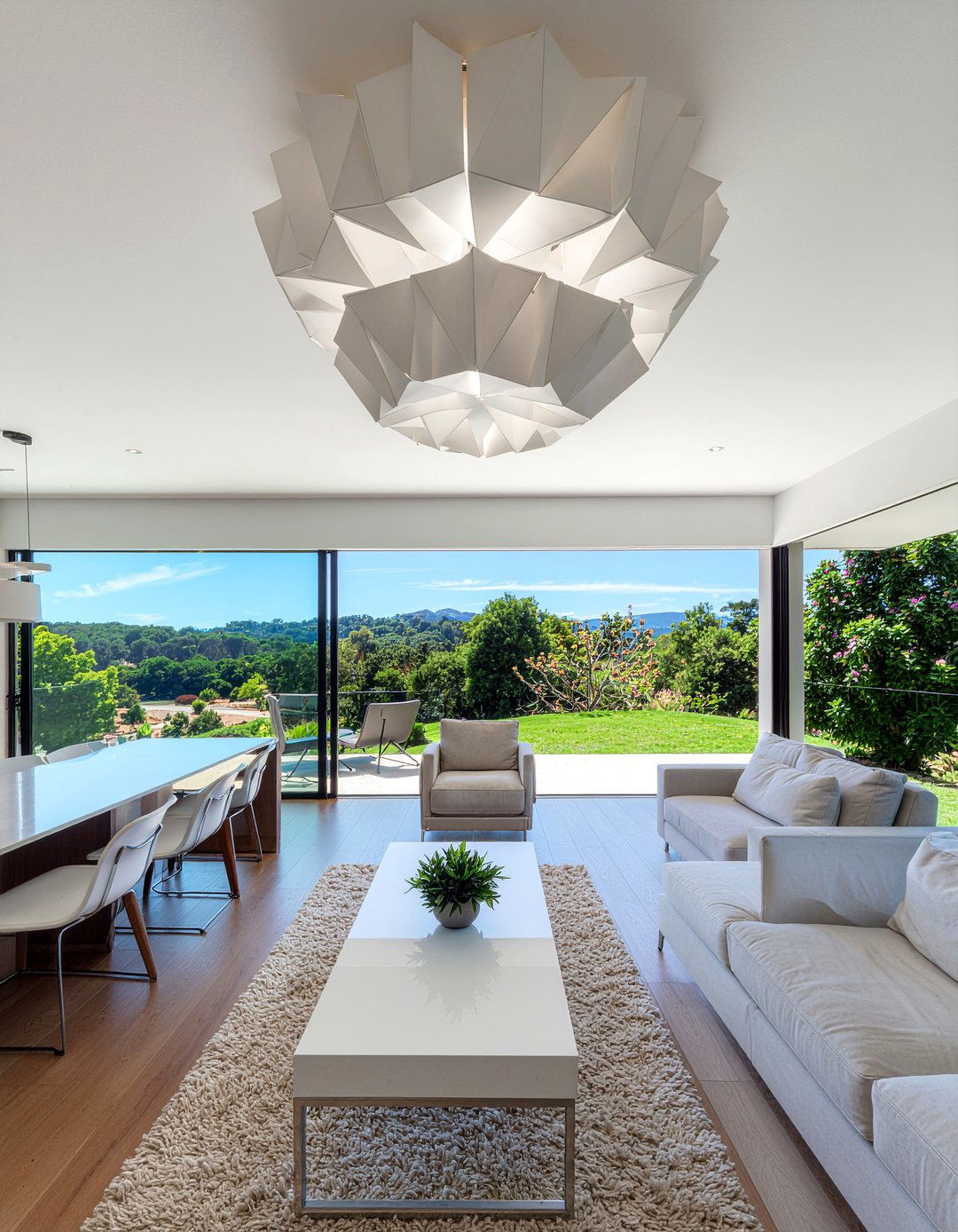 Origami ceiling light - 30 living room Asian furniture ideas