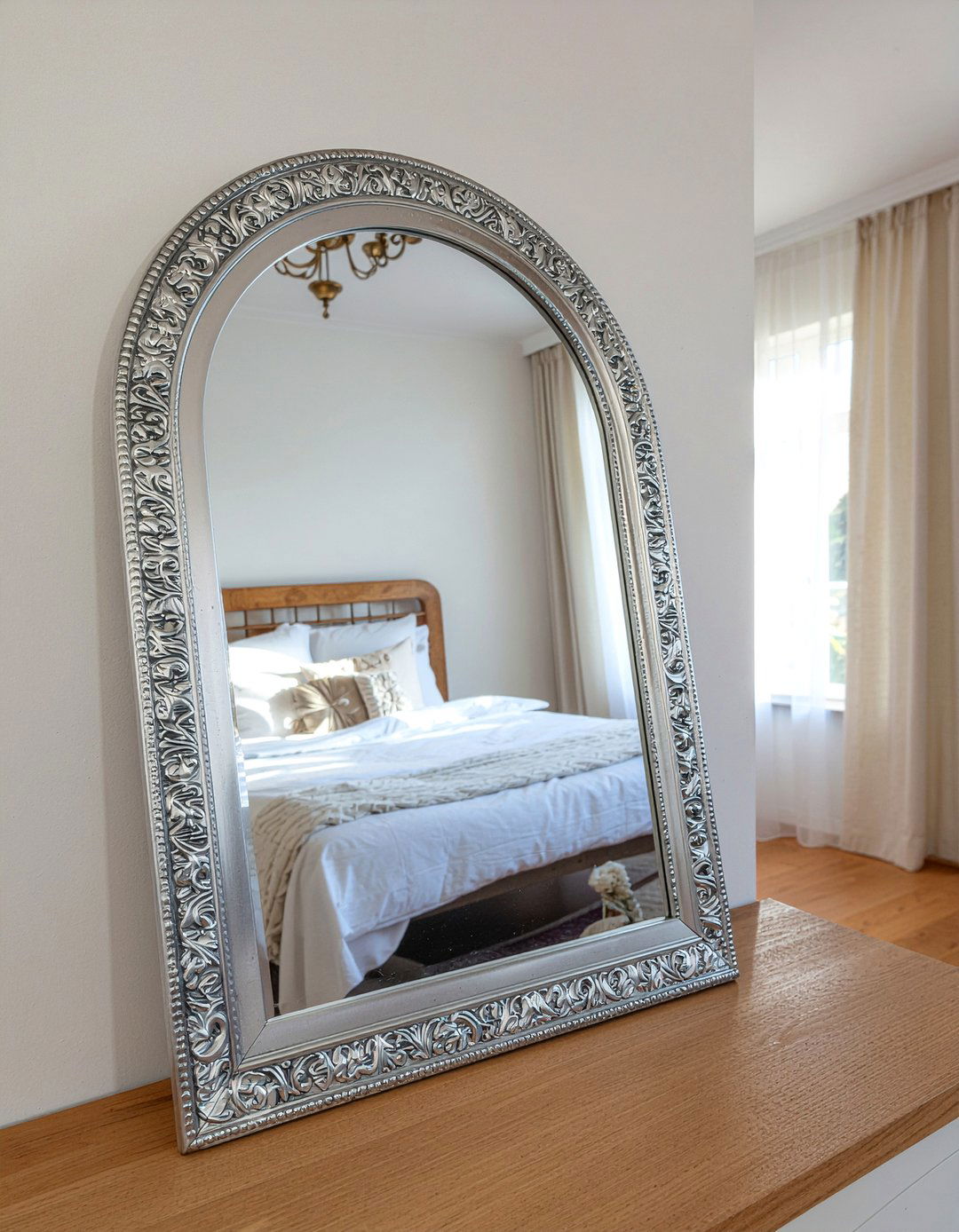 Ornate Metal Mirror - 30 Moroccan bedroom ideas
