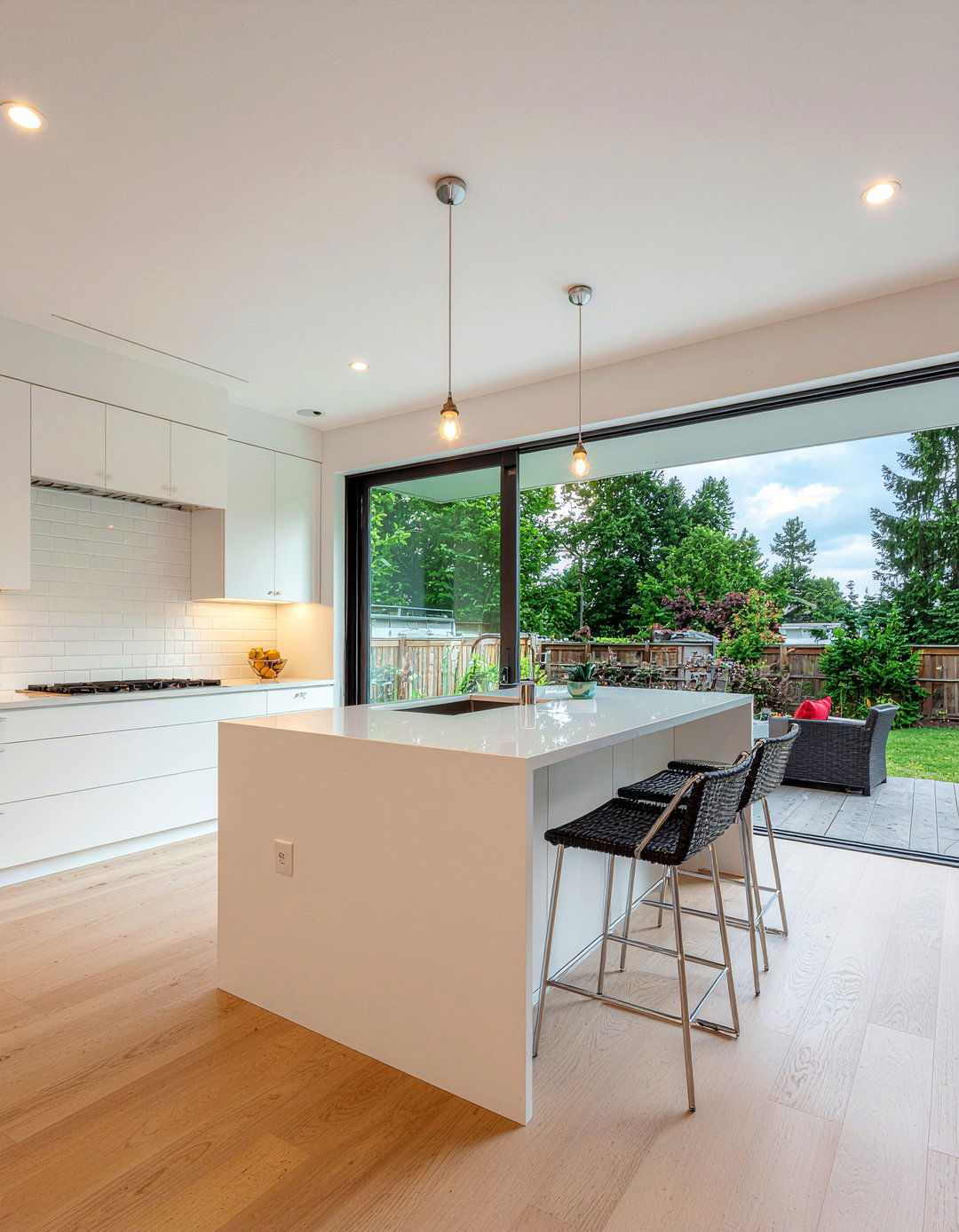 Outdoor Bar Pass Through Window - 30 outdoor kitchen bar ideas