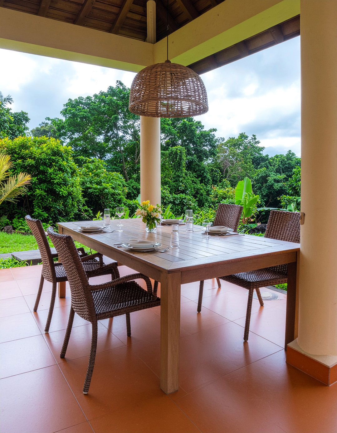 Outdoor Filipino Dining - 30 Filipino dining room ideas