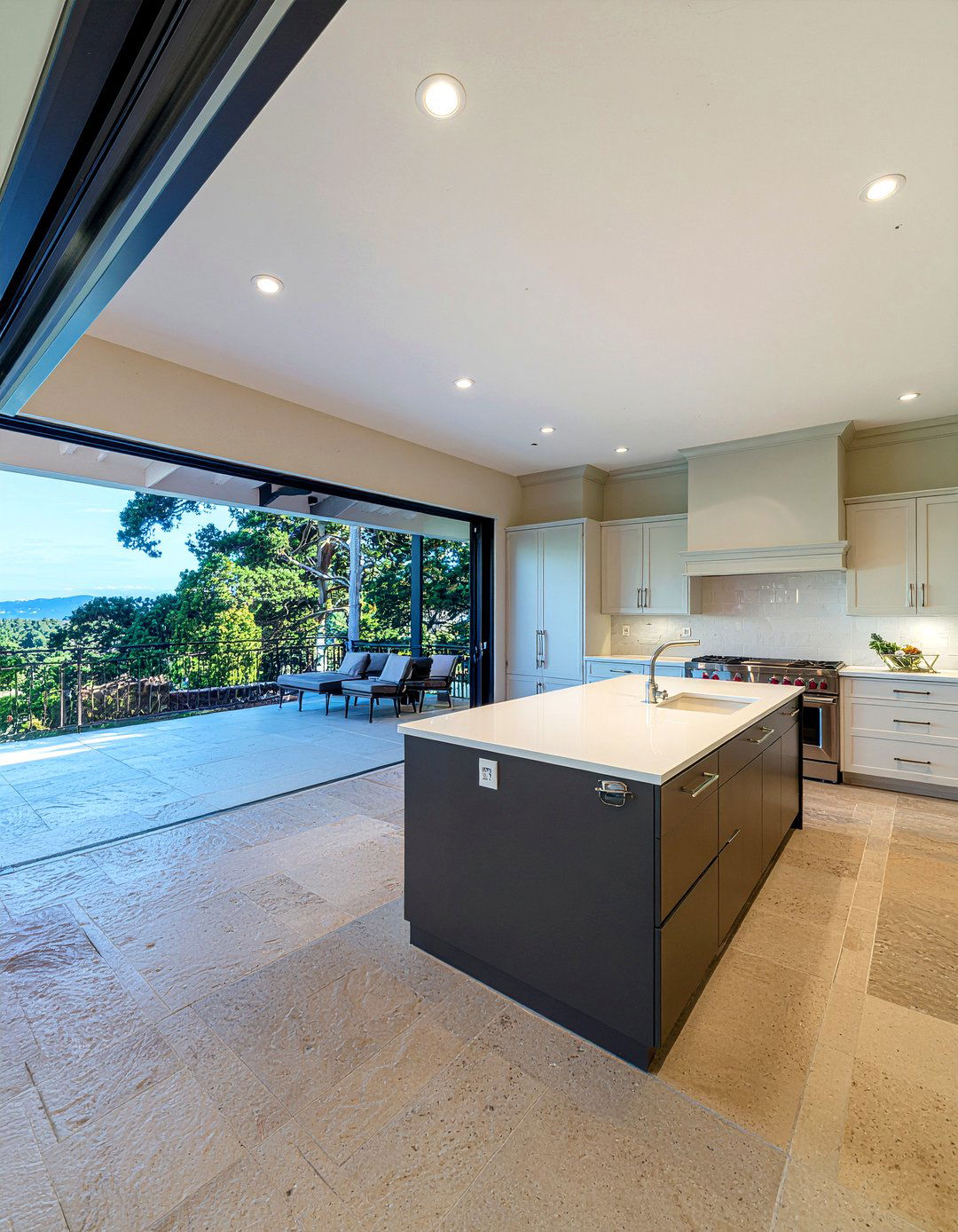 Outdoor Indoor Kitchen Connection - 30 show home kitchen ideas