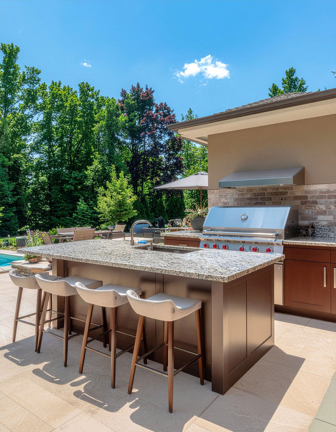 Outdoor Kitchen Island - 30 outdoor dining area ideas