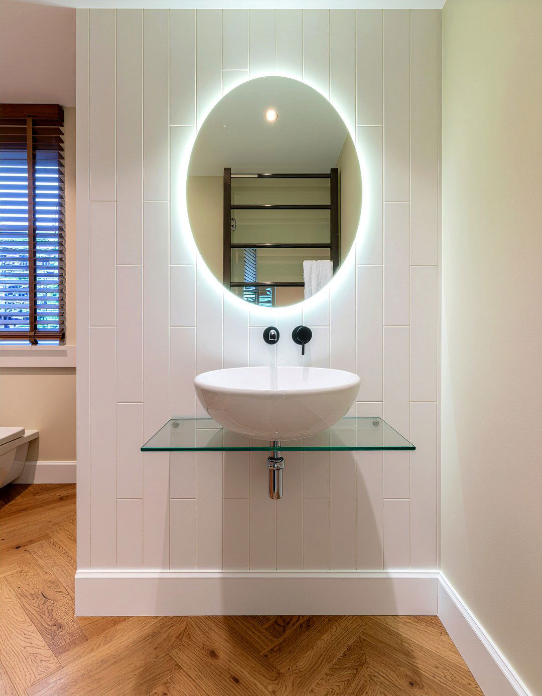 Oval Backlit Mirror - 30 LED bathroom mirror ideas
