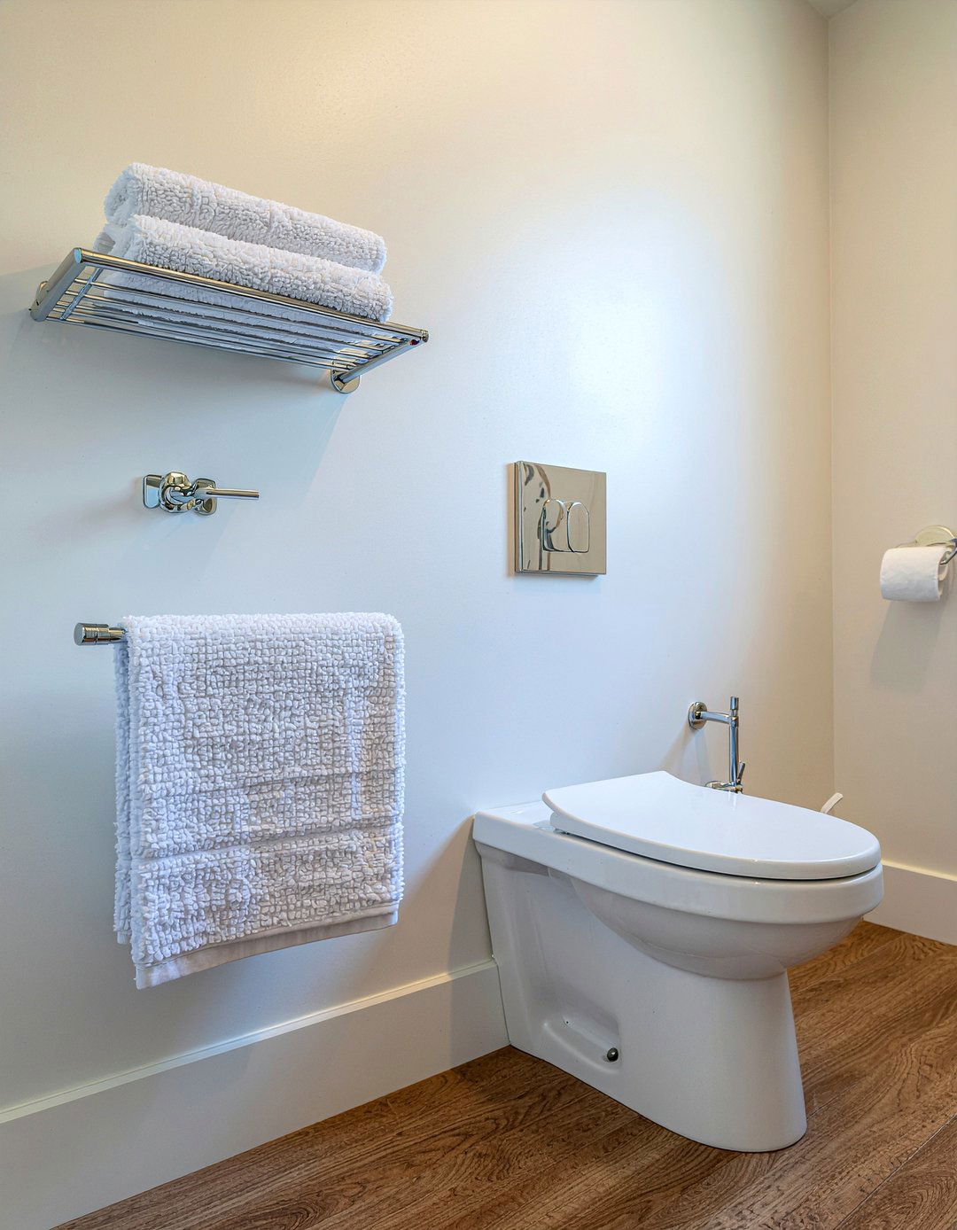 Over toilet towel rack - 30 over toilet storage ideas