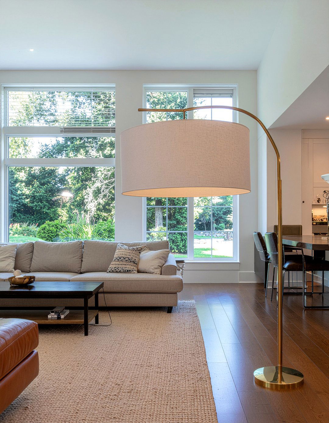 Oversized Floor Lamp - 30 living room maximalist furniture ideas