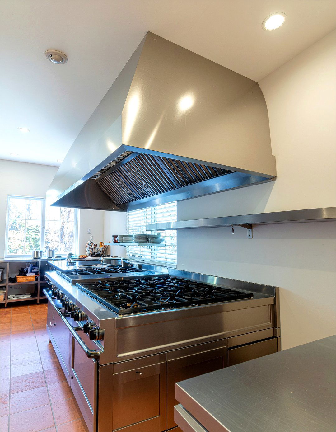 Oversized Range Hood - 30 range hood kitchen ideas