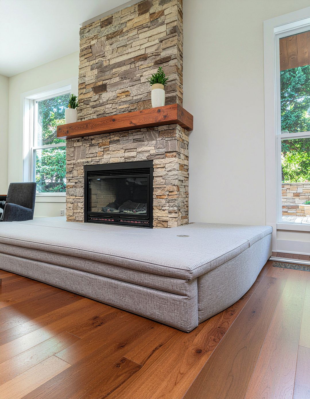 Padded hearth cover - 30 baby proof living room ideas