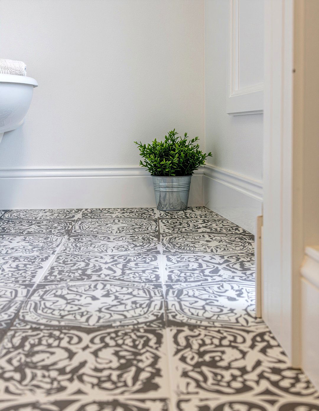 Paint floor tile - 30 bathroom on a budget ideas