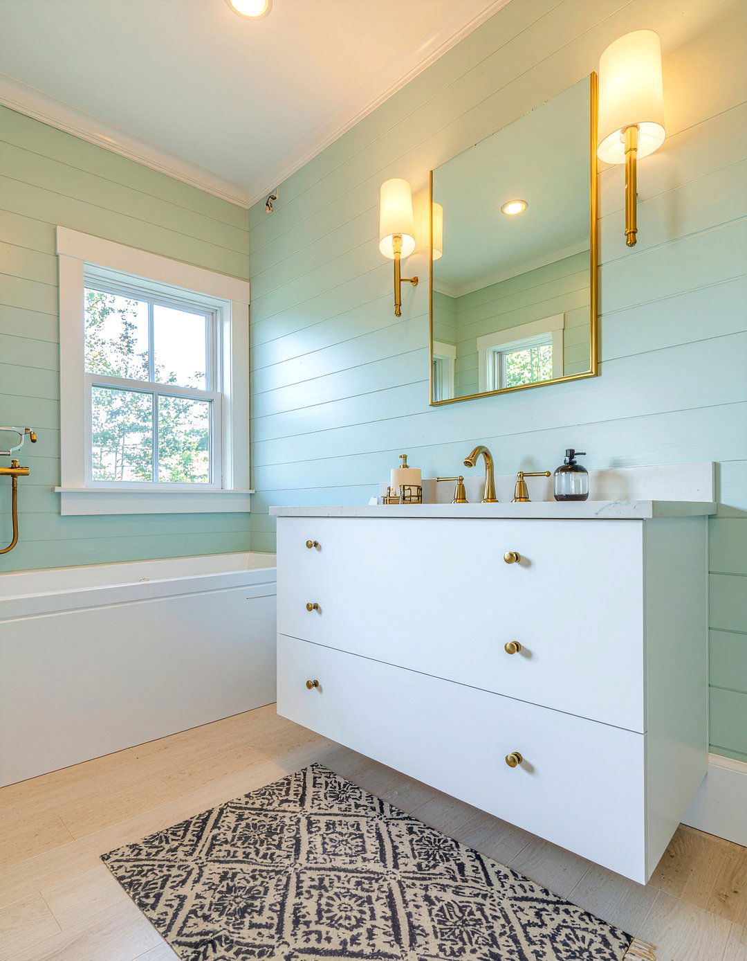Painted shiplap bathroom - 30 bathroom shiplap ideas