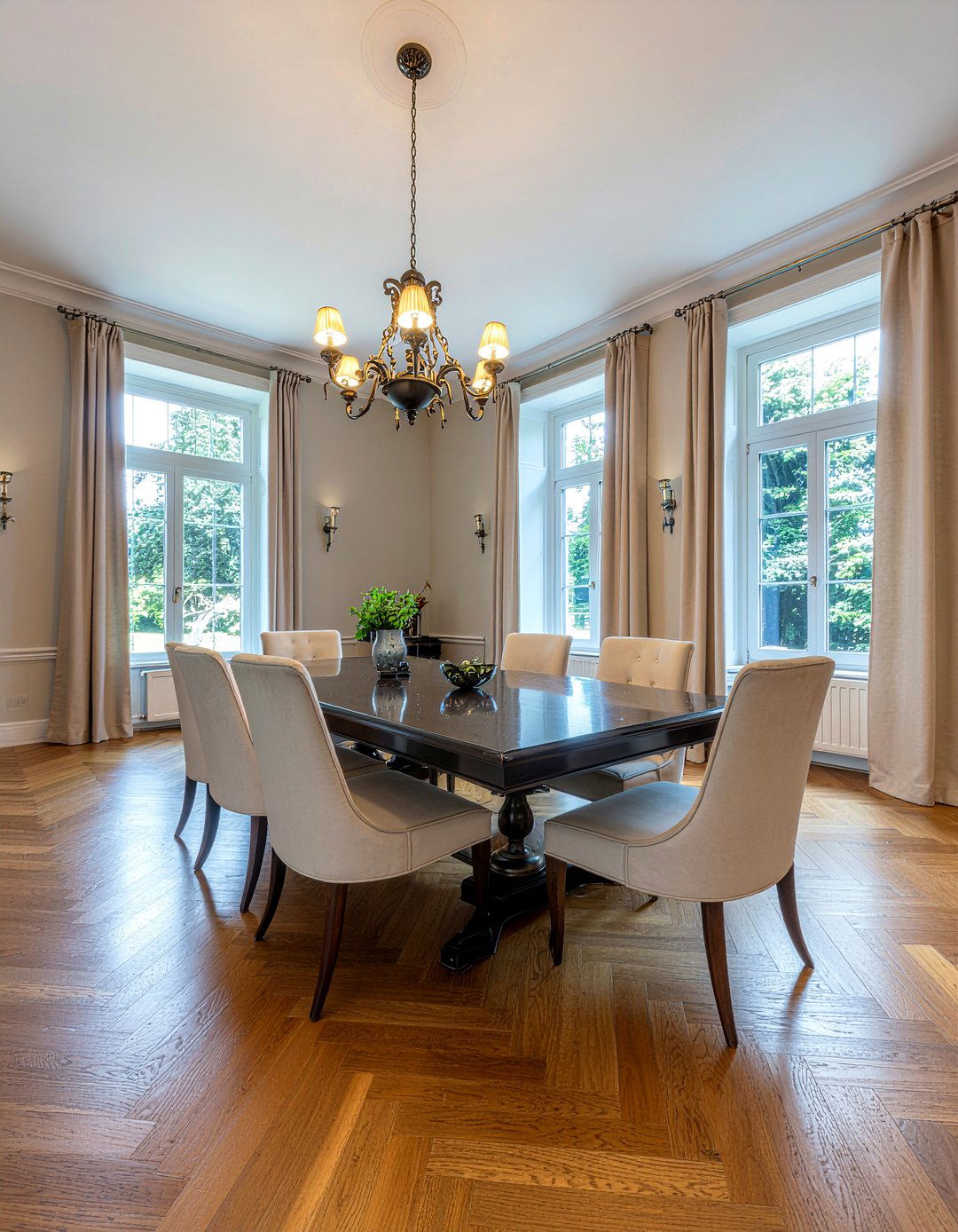 Parquet Wood Floor - 30 Hollywood regency dining room ideas