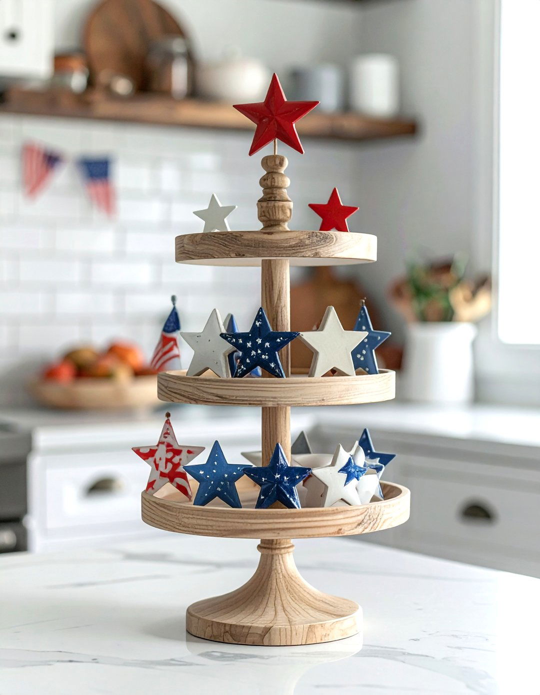 Patriotic tiered tray - 30 patriotic decor ideas