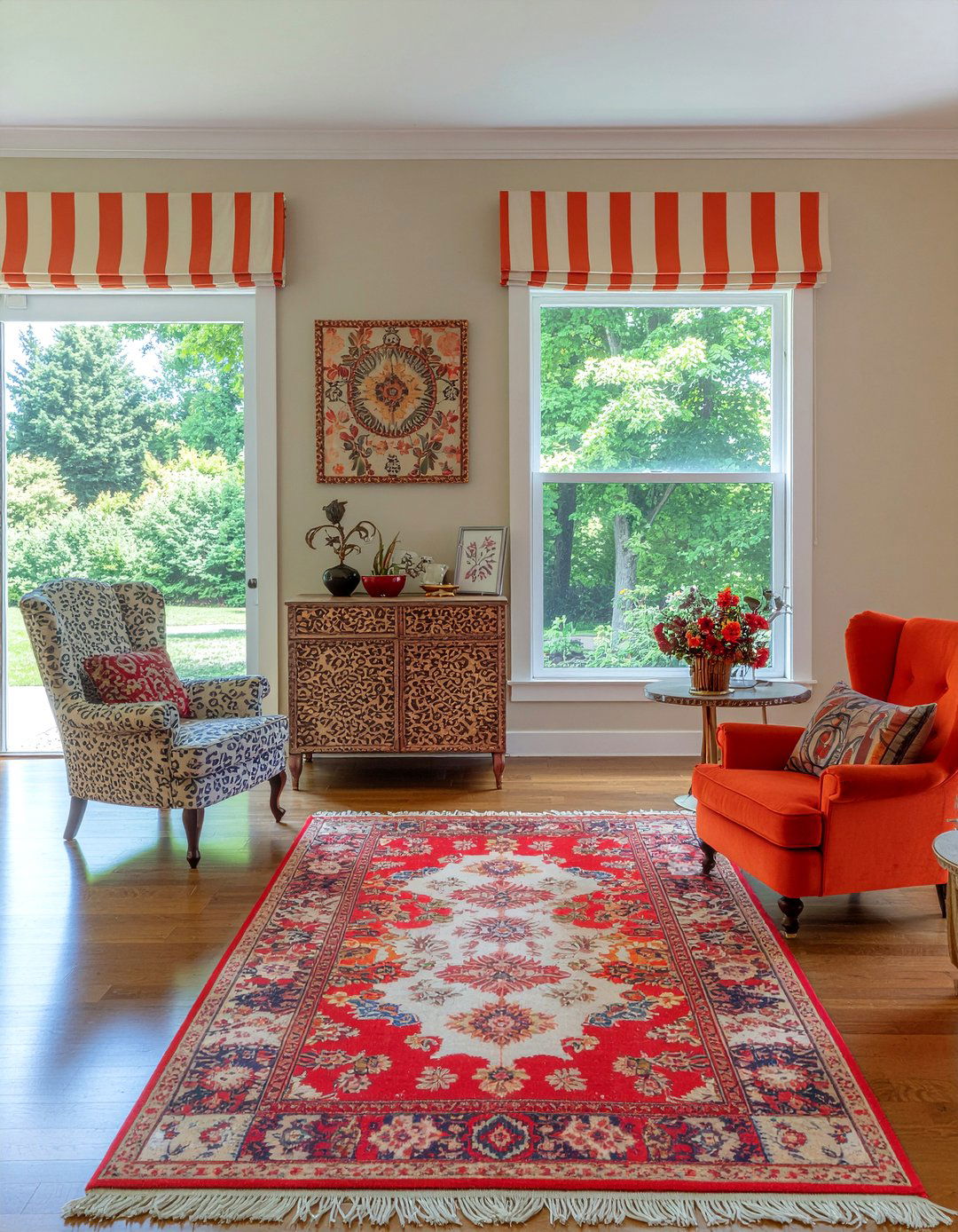 Pattern mixing decor - 30 maximalist living room ideas