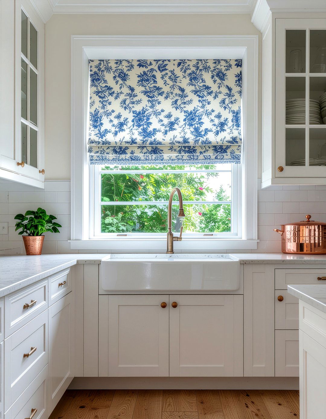 Patterned Kitchen Valance - 30 kitchen valance ideas