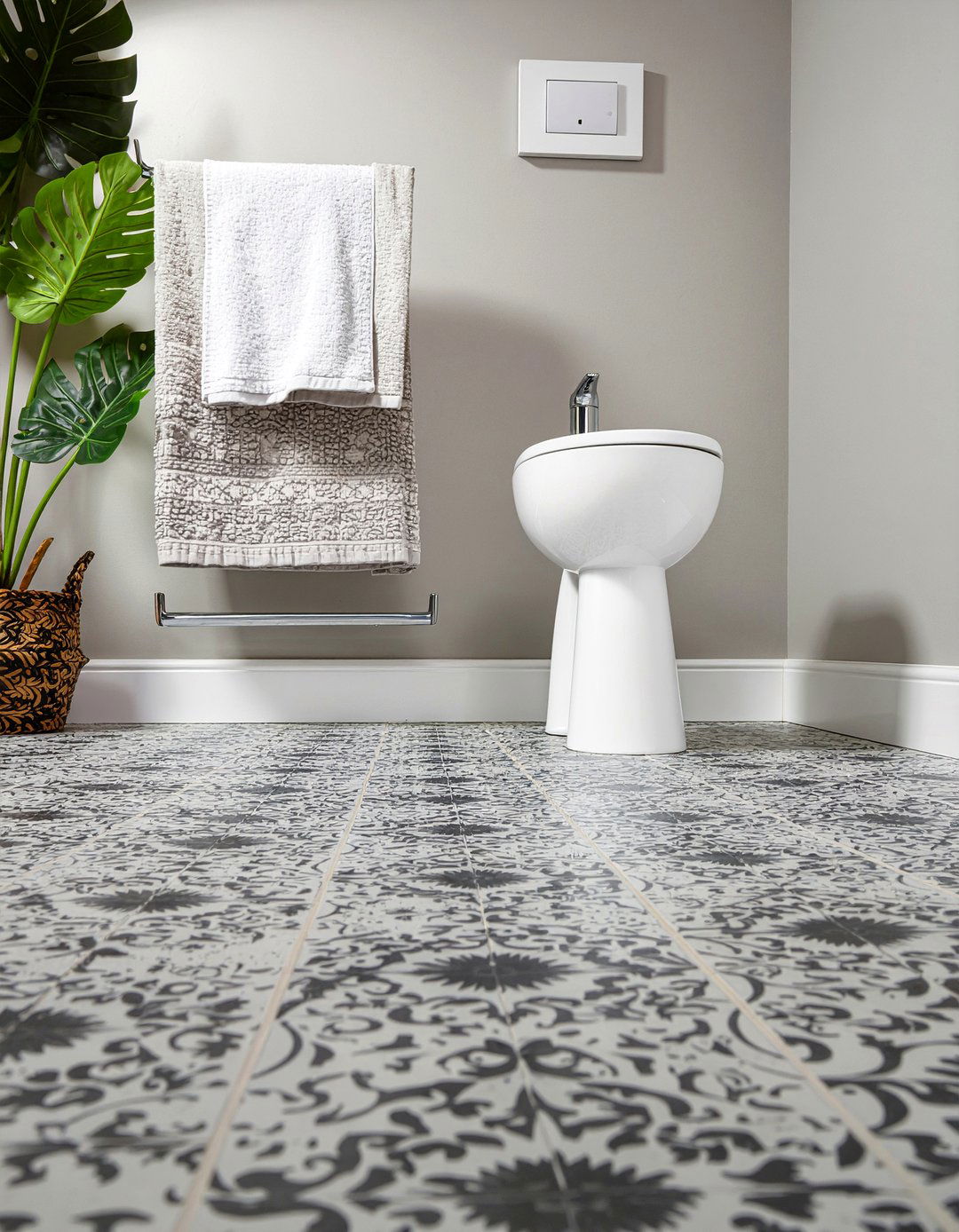 Peel and stick floor tile - 30 low cost bathroom makeover ideas