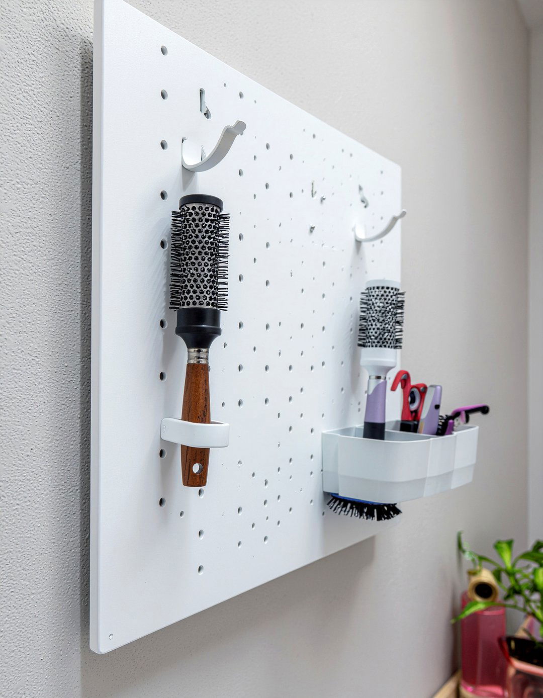 Pegboard wall organizer - 30 bathroom innovative storage ideas